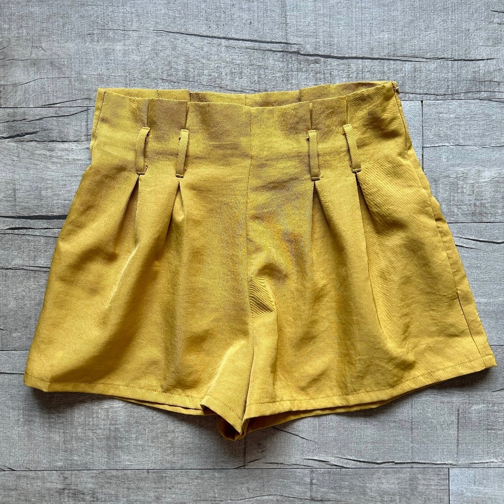 Jealous Tomato Yellow High Rise 70s Retro Festival Boho CUTE Paper Bag Shorts L